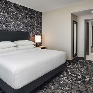 Premium King Suite