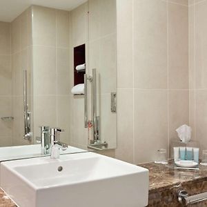 King Room Mobility accessible