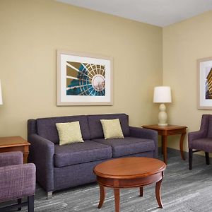 One-Bedroom King Suite