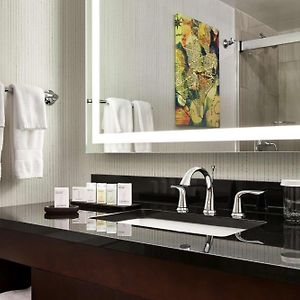 Two Room Upper Floors King Suite