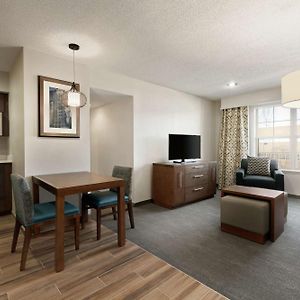 One-Bedroom King Suite
