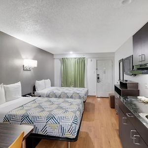Studio 6-Bryan, Tx - University Area