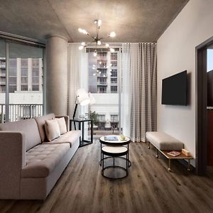 One-Bedroom King Suite