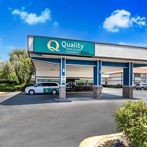 Quality Inn & Suites Medford Airport