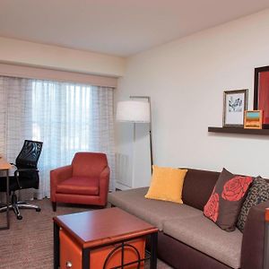One-Bedroom King Suite