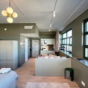 Executive Studio