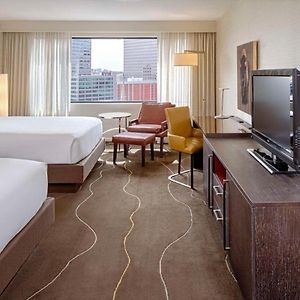 Upper Floors Queen Room