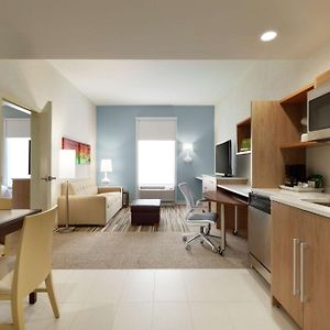 One-Bedroom King Suite