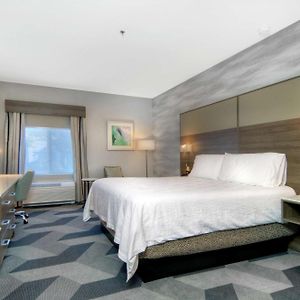 Premium King Room