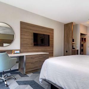 King Room Mobility accessible