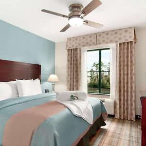 One-Bedroom King Suite