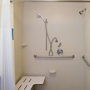 King Room Mobility accessible