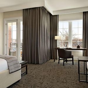 Corner Junior Suite