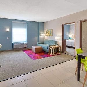 One-Bedroom King Suite
