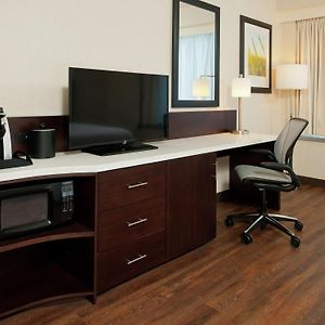 Corner King Room
