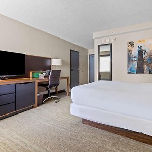 Queen Room Mobility and hearing accessible