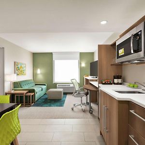One-Bedroom King Suite