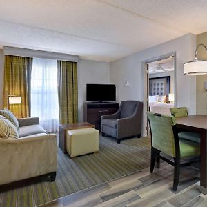 One-Bedroom King Suite