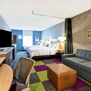 Studio Suite Two Queen Beds Hearing Access or Non-Smoking
