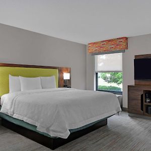 King Room Mobility accessible