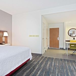 Queen Room Mobility accessible