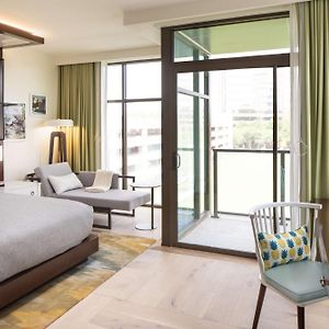 Premium King Room Mobility accessible