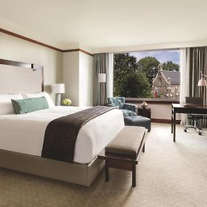 Premier King Room