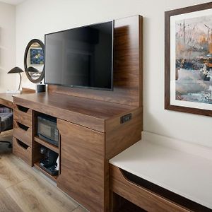 King Room Hearing Accessible