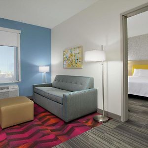 One-Bedroom King Suite