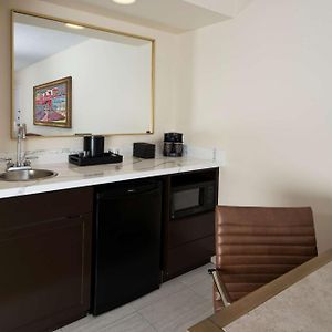 Standard King Suite