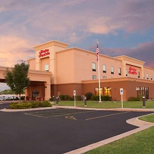 Hampton Inn & Suites Moline-Quad City Int'L Aprt