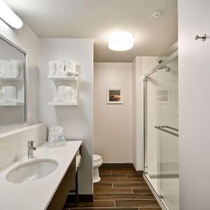 King Room Mobility accessible