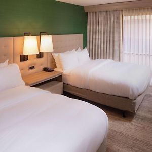 Queen Room Mobility accessible