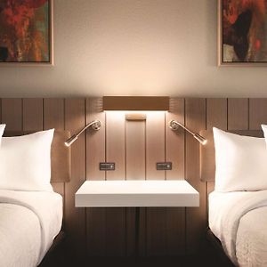 Queen Room Mobility accessible