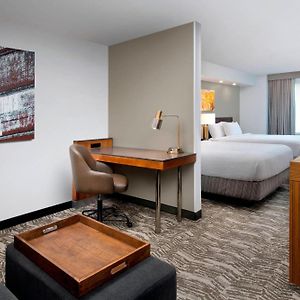 Queen Suite