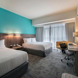 Premium King Room