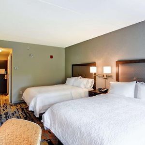 Queen Room Mobility accessible