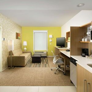 One-Bedroom King Suite