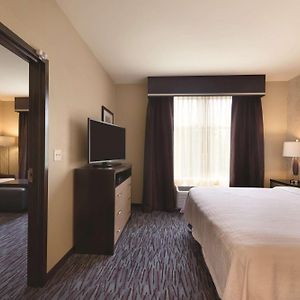 One-Bedroom King Suite