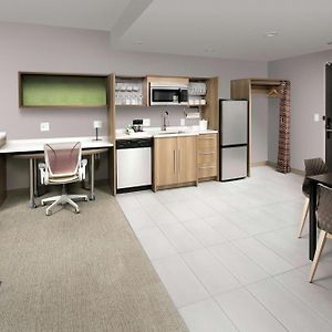 One-Bedroom King Suite