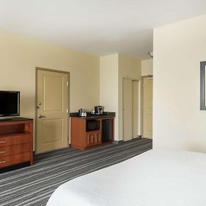 Premium King Room