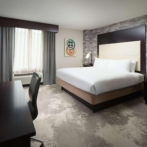 One-Bedroom King Suite Mobility accessible