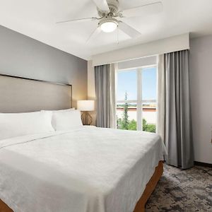 One-Bedroom King Suite