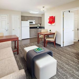One-Bedroom Queen Suite Disability Access