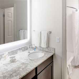 Two-Bedroom King Suite