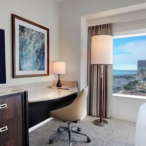 Queen Room Mobility accessible