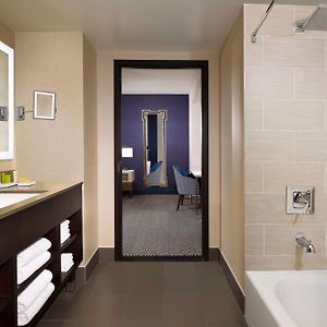 Holiday One-Bedroom Suite