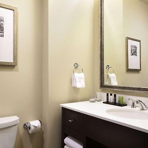 One-Bedroom King Suite Mobility accessible