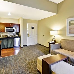 Premium One-Bedroom King Suite