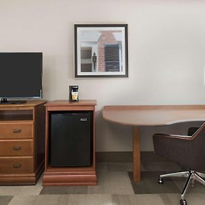 King Room Mobility accessible